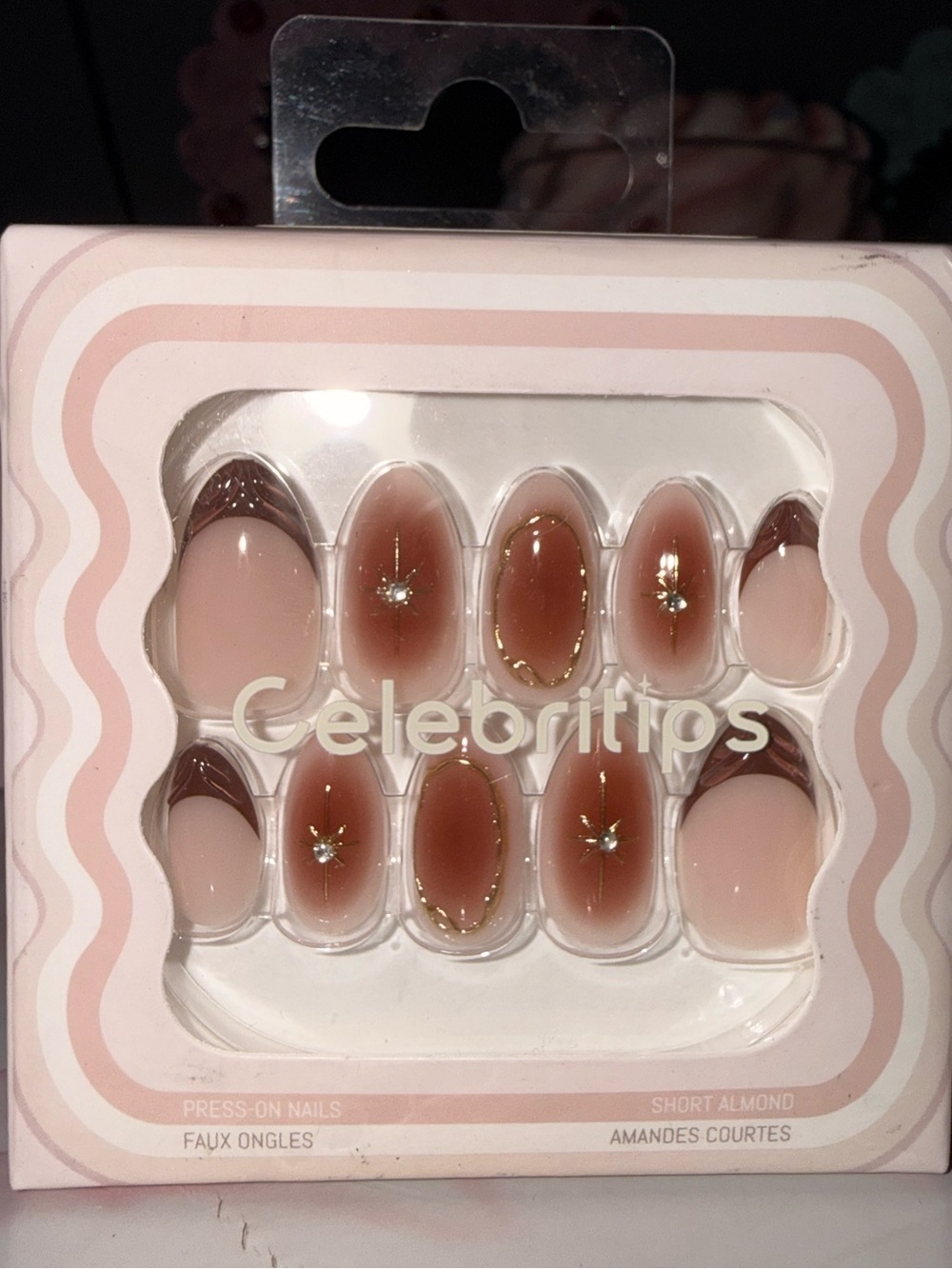 Celebritips Short Almond Press-On Nails in Nude & Brown Ombre - Picture 5 of 11